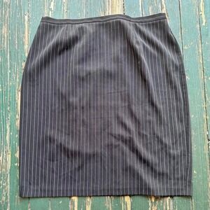 Grey pinstripe stretchy skirt Plus